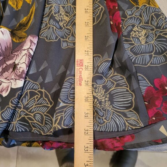 Everly Anthropologie Floral Flutter Sleeve V-Neck Dress Floral Size Small - Picture 6 of 7